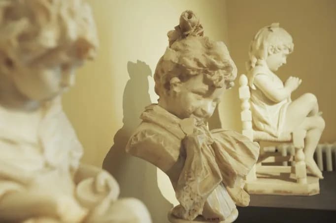 Galeria rzeźby w Polsce: odkryj najlepsze wystawy i artystów