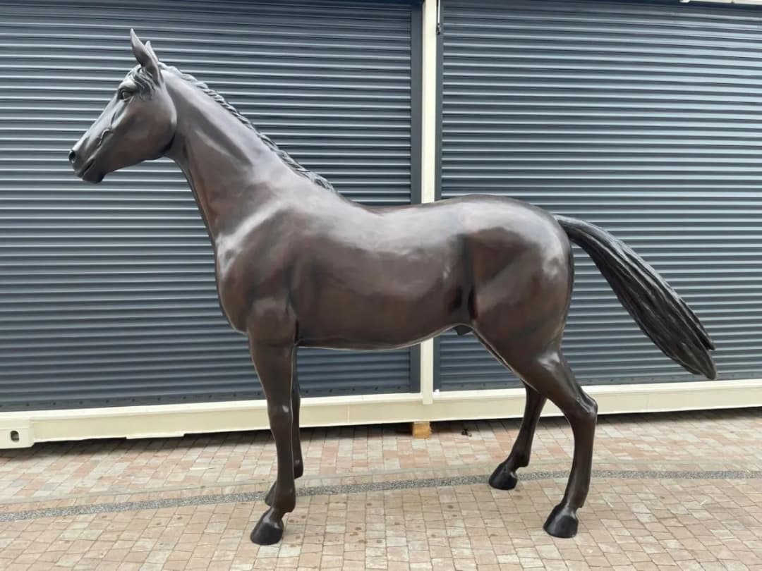 Rzeźba konia: odkryj fascynujące przykłady i ich znaczenie w sztuce