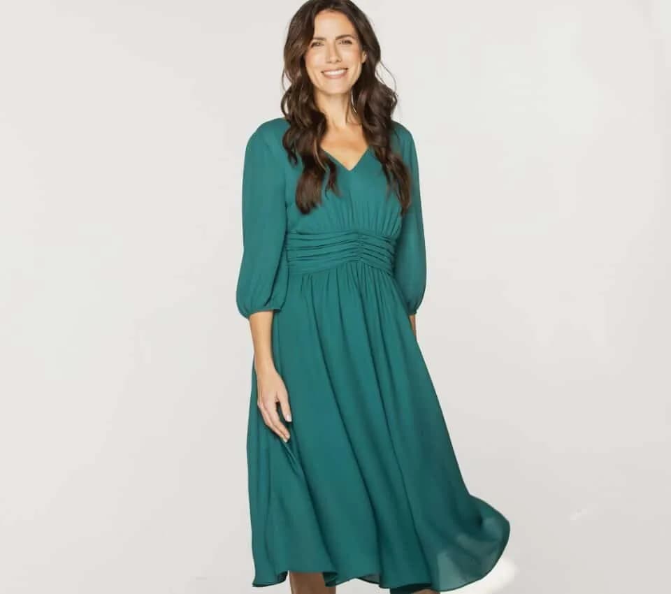 Jak się ubrać do teatru? Oto jak uniknąć modowych faux pas