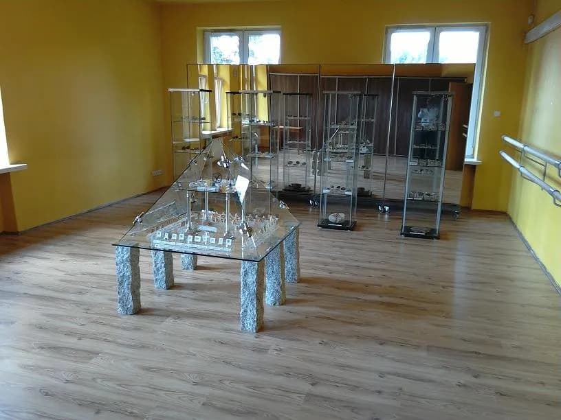 Muzeum miniaturowej sztuki profesjonalnej Henryk Jan Dominiak w Tychach – niezwykłe zbiory, które zachwycają