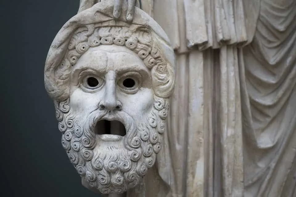 Co to jest teatr antyczny? Poznaj jego fascynującą historię i znaczenie